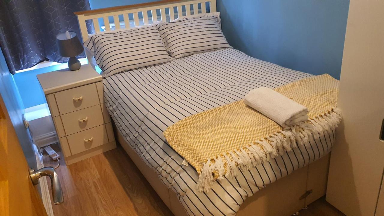 Crystal House 10Min To Manchester City Centre Ideal For Work And Leisure Exterior photo